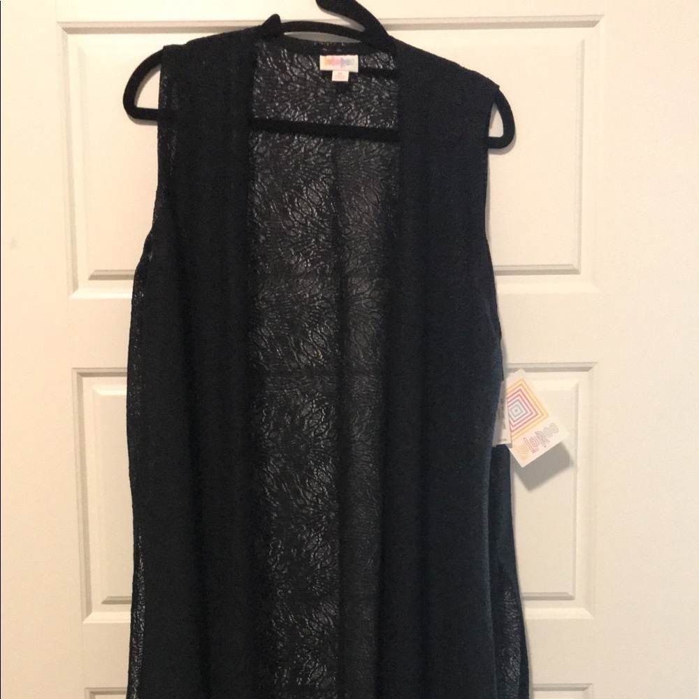 BNWT Lularoe M Lace Joy Vest in Black